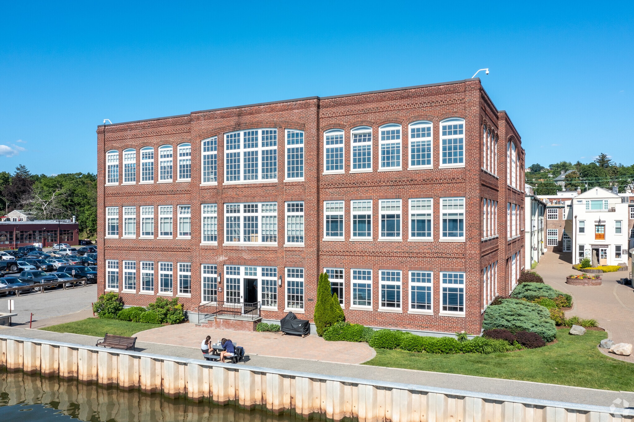 3 W Main St, Irvington, NY for lease Primary Photo- Image 1 of 6