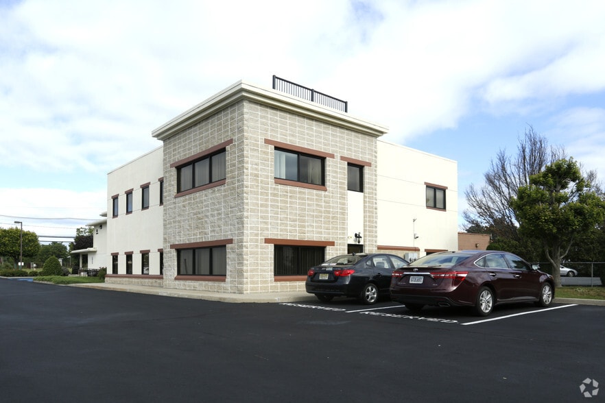 34 Scotch Rd, Ewing, NJ for lease - Primary Photo - Image 1 of 2