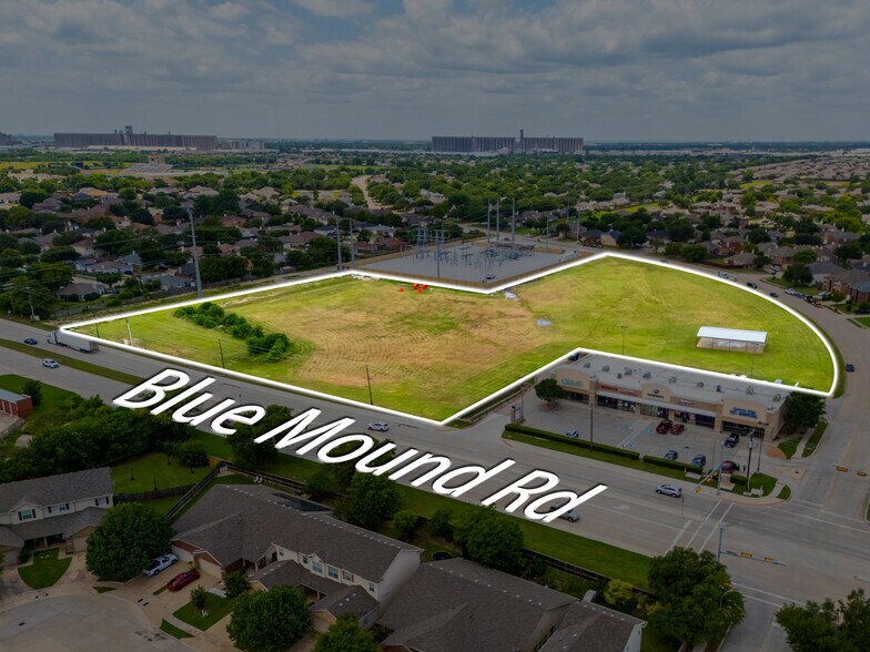 1051 Grand Central Parkway, Saginaw, TX à vendre - Photo principale - Image 1 de 6