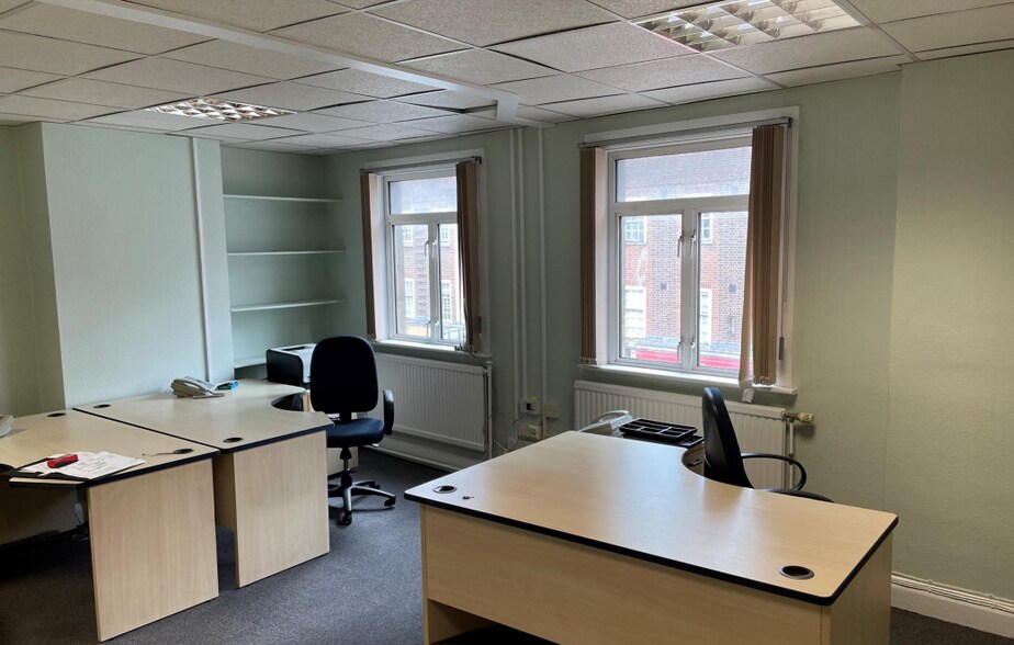 102-104 High St, Croydon à vendre - Photo intérieure - Image 3 de 3