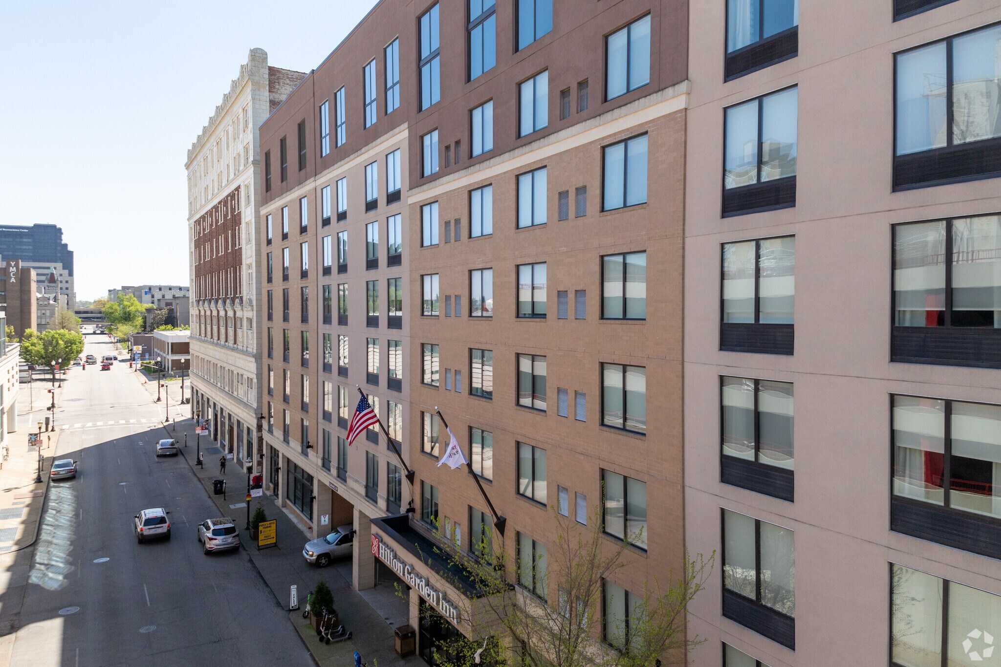 350 W Chestnut St, Louisville, KY for sale Primary Photo- Image 1 of 1