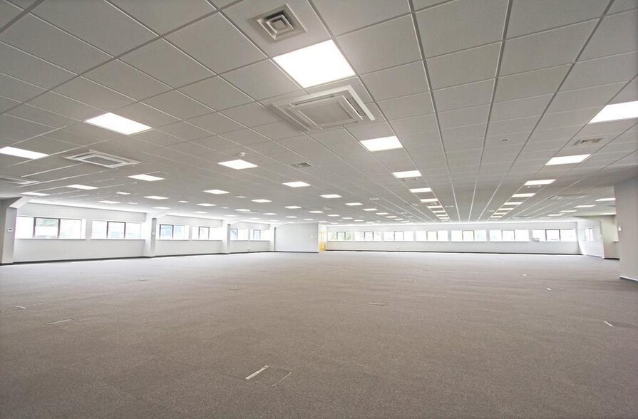 Electron Way, Eastleigh for lease - Building Photo - Image 3 of 12