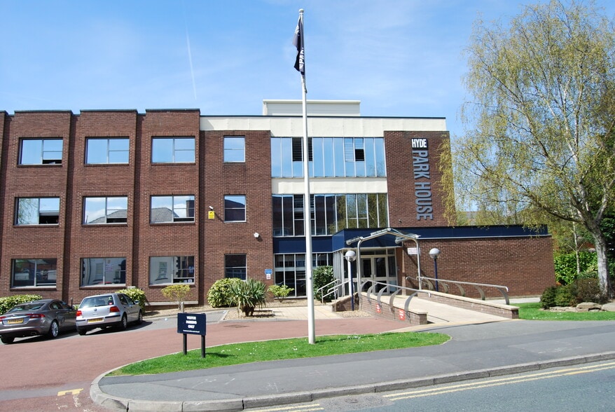 Cartwright St, Hyde for lease - Building Photo - Image 2 of 11