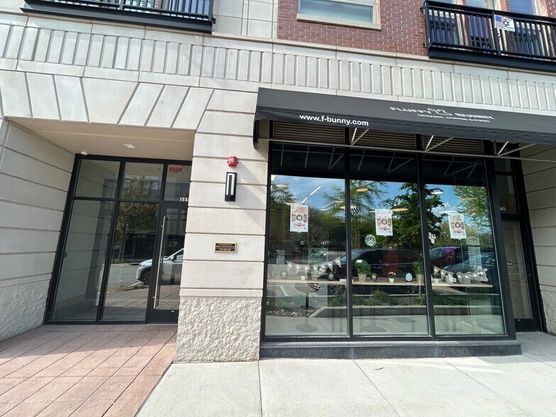 515-555 Roger Williams Ave, Highland Park, IL à louer - Photo du bâtiment - Image 2 de 15