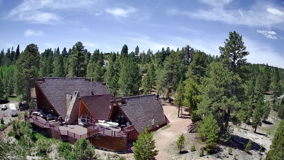 2814 Dead Horse Loop, Alton, UT à vendre - Photo du bâtiment - Image 3 de 11