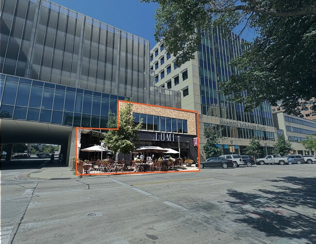 Plus de détails pour 255 1st Ave SW, Rochester, MN - Commerce de détail à vendre
