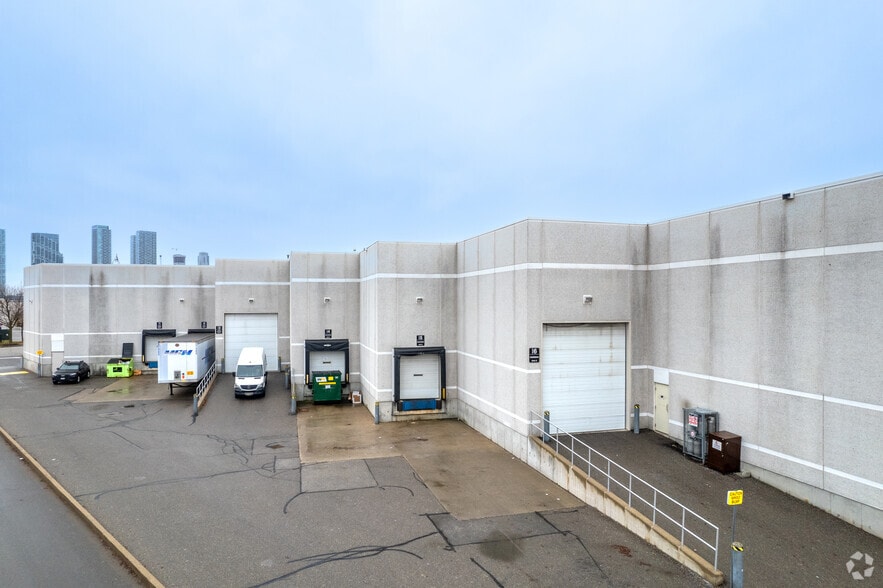 8305 Jane St, Vaughan, ON for lease - Building Photo - Image 3 of 3