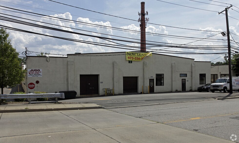 86 Lackawanna Ave, Woodland Park, NJ à louer - Photo du bâtiment - Image 2 de 31