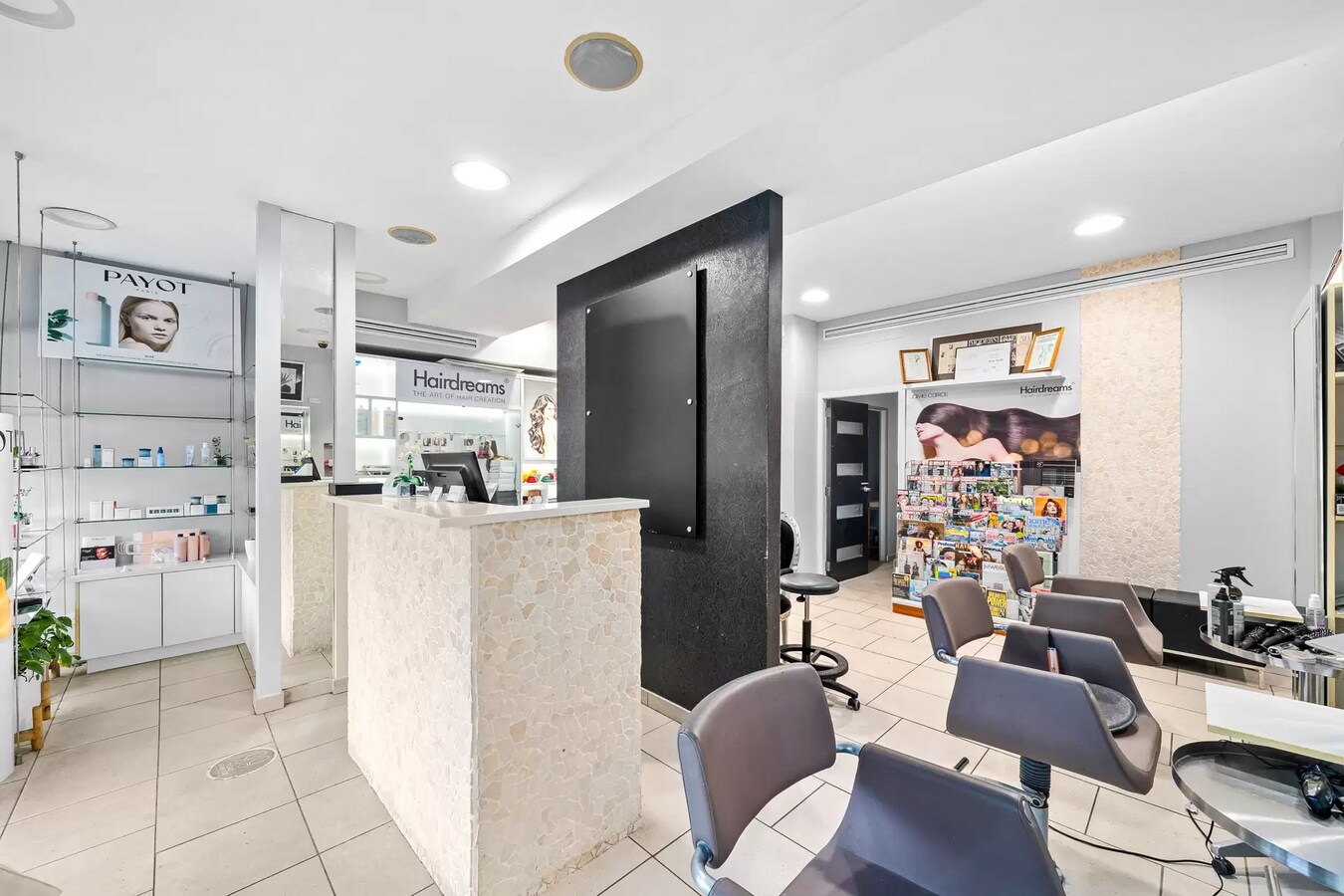 3 Richmond Ave, Sylvania Waters, NSW 2224 - Unit 9 & 10 - - Interior Photo - Image 1 of 13
