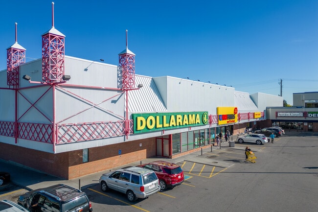 Plus de détails pour 5401 Temple Dr NE, Calgary, AB - Commerce de détail, Local d'activités à louer