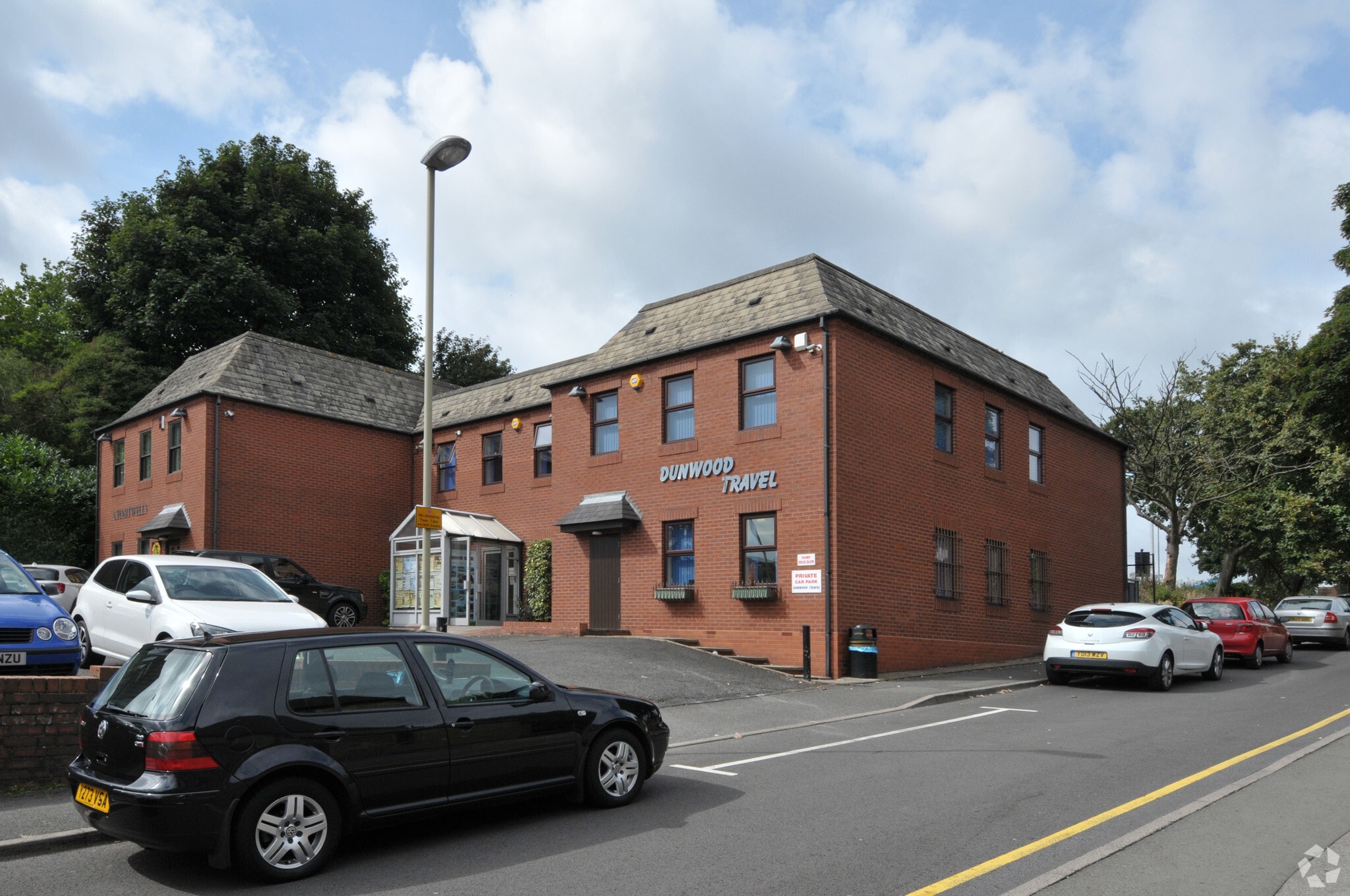 35 Trindle Rd, Dudley for sale Primary Photo- Image 1 of 3