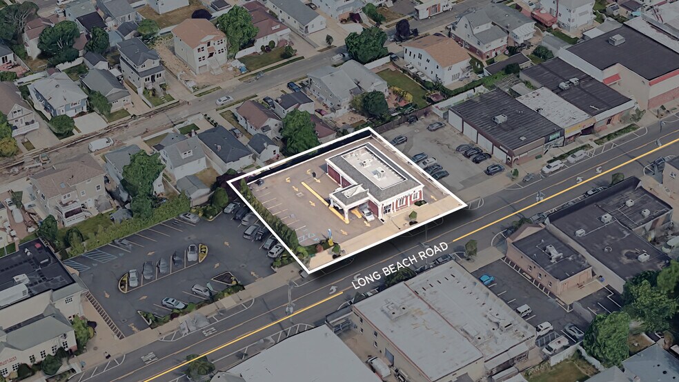 212 Long Beach Blvd, Island Park, NY à vendre - Photo du bâtiment - Image 2 de 4