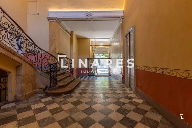 Office in Aix-en-Provence for lease - Interior Photo - Image 1 of 6
