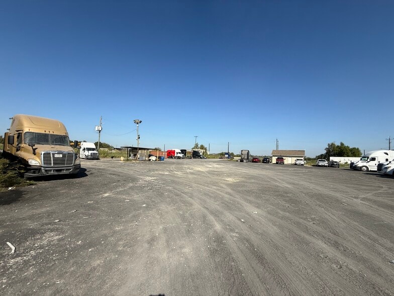 5210 Fuqua St, Houston, TX à louer - Photo du bâtiment - Image 3 de 22