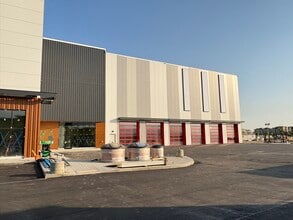 115 Water St SE, Calgary, AB à louer Photo du bâtiment- Image 1 de 4