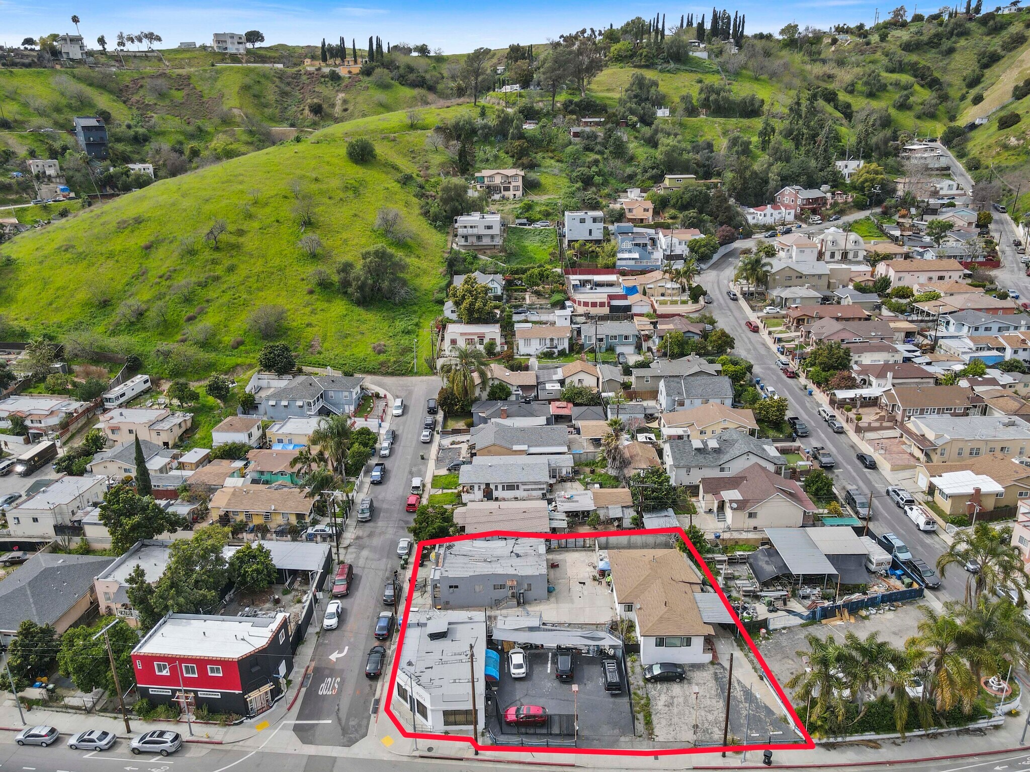 4203 N Huntington Dr, Los Angeles, CA à vendre Photo du bâtiment- Image 1 de 37