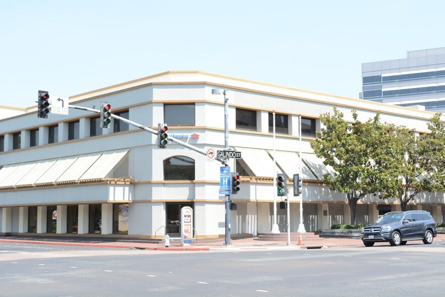 2020 Willow Pass Rd, Concord, CA for lease - Primary Photo - Image 1 of 4