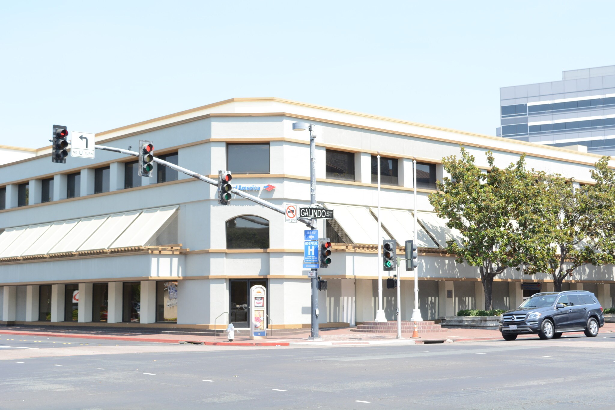 2020 Willow Pass Rd, Concord, CA for lease Primary Photo- Image 1 of 5