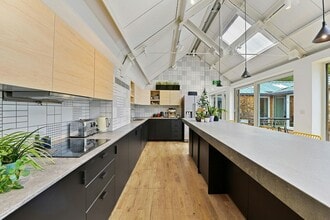 Arnold Cir, Londres à louer Photo intérieure- Image 1 de 9