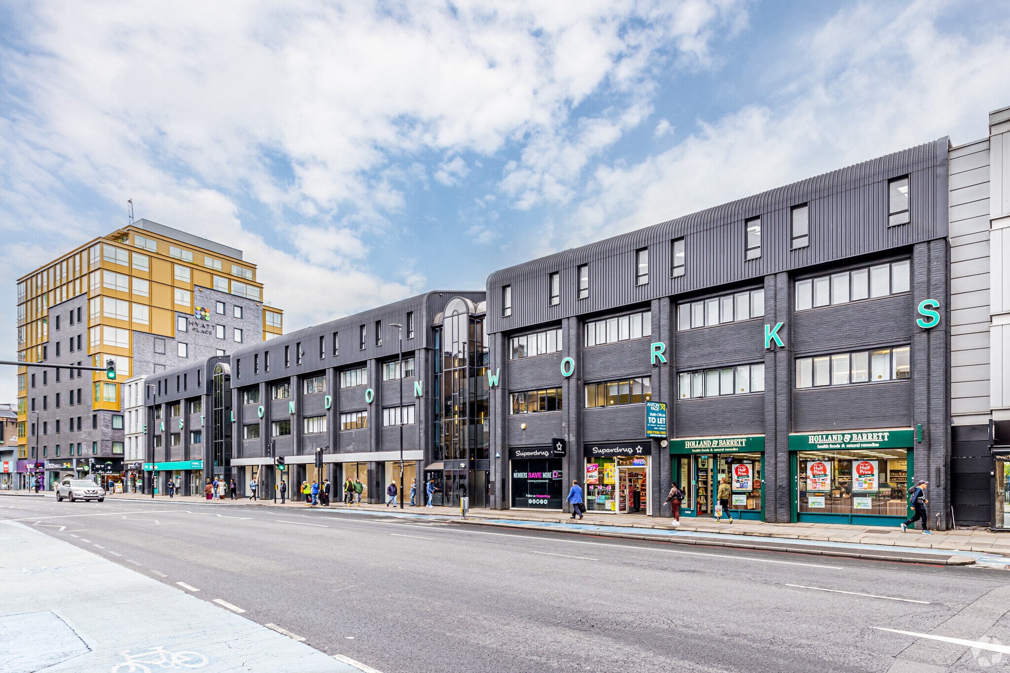 65-75 Whitechapel Rd, London for lease Primary Photo- Image 1 of 22