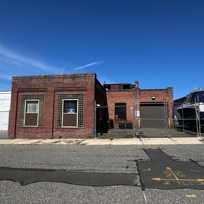 More details for 54 Winter St, Springfield, MA - Retail for Sale
