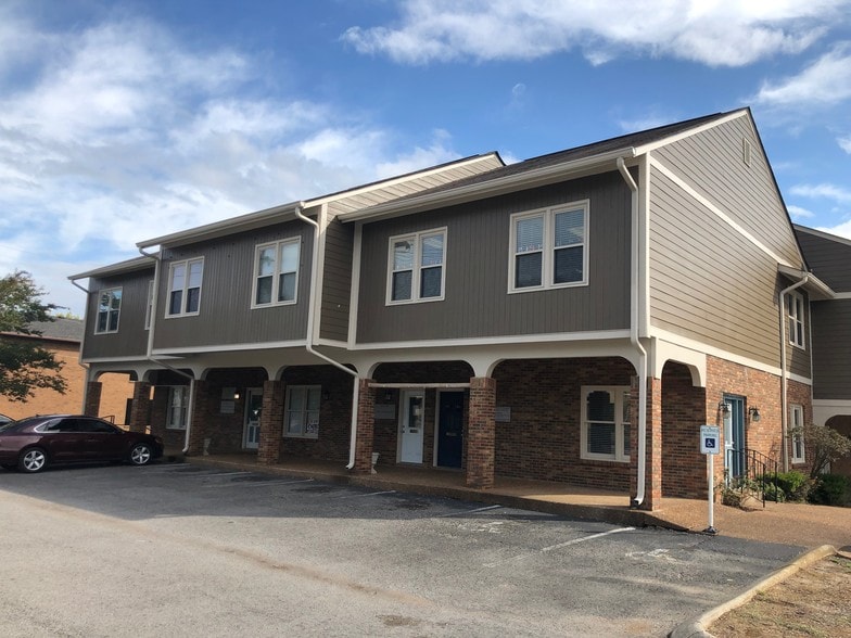 211 Donelson Pike, Nashville, TN à louer - Photo du bâtiment - Image 1 de 15