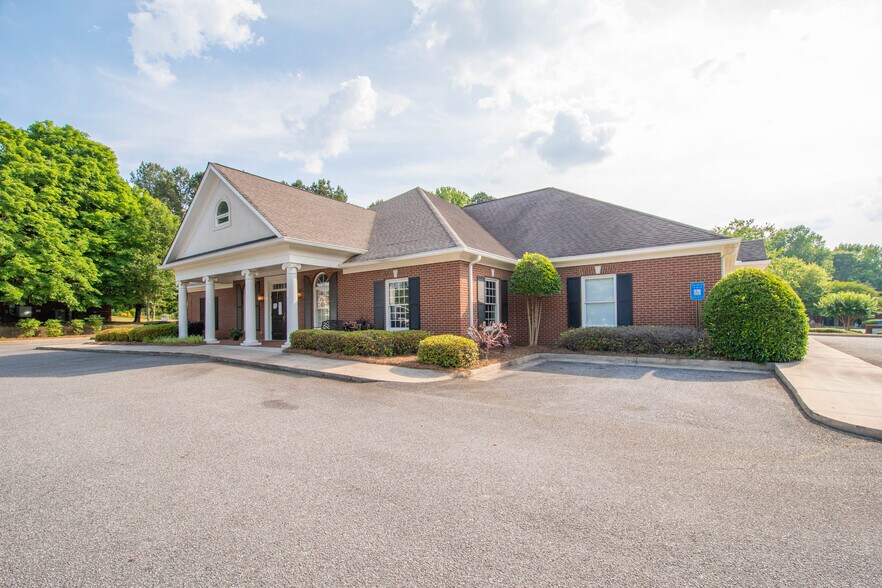 385 Hawthorne Ln, Athens, GA à louer - Photo du bâtiment - Image 3 de 34