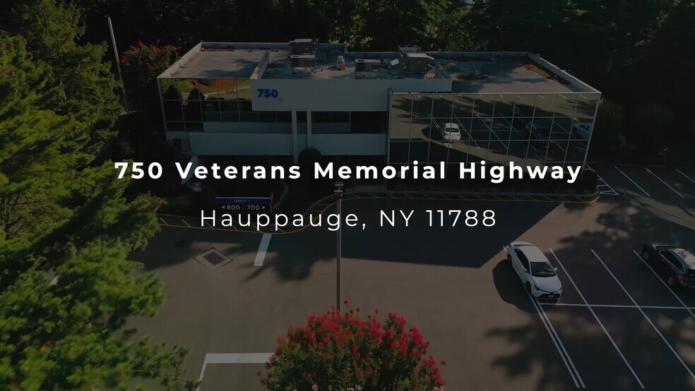 700 Veterans Memorial Hwy, Hauppauge, NY à louer - Vidéo sur l’inscription commerciale - Image 3 de 76