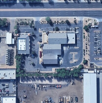 1727 N Arizona Ave, Chandler, AZ à louer - Photo du bâtiment - Image 3 de 5