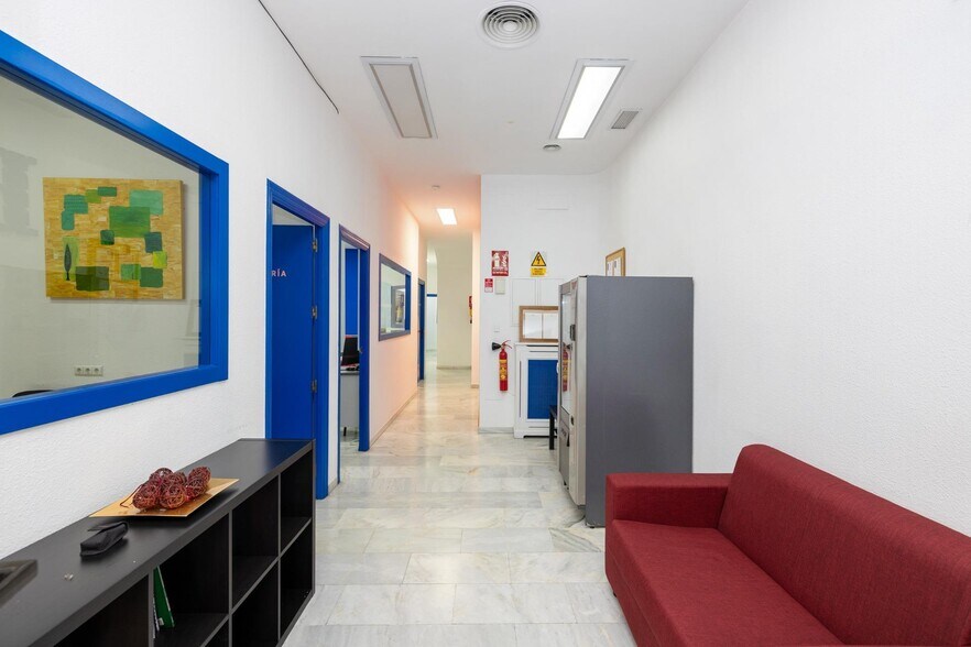 del Cisne, 6, Granada, Granada for sale - Building Photo - Image 2 of 32