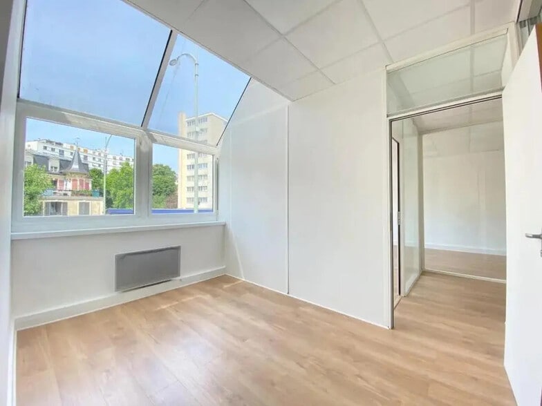 Bureau dans Sèvres à louer - Photo intérieure - Image 3 de 5