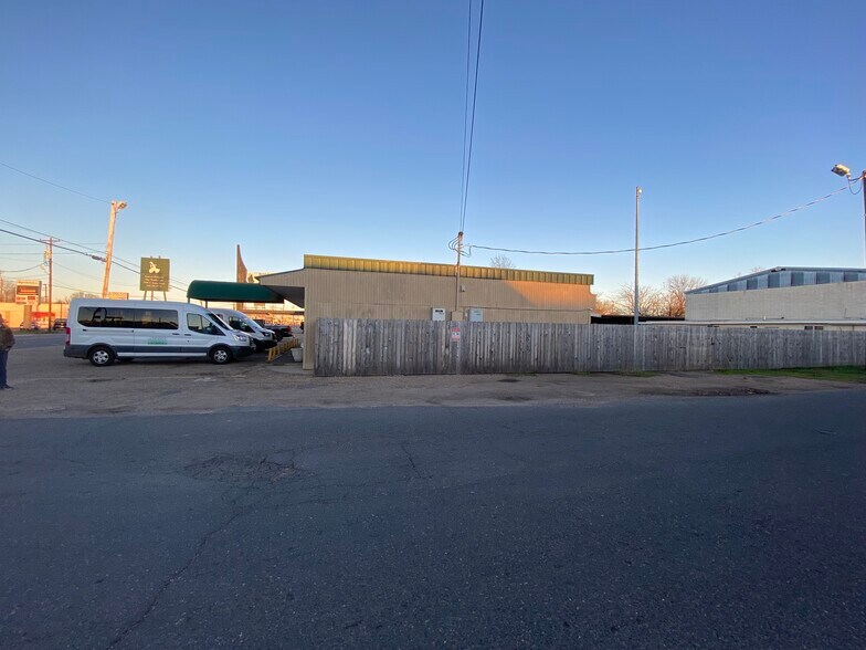 2000 E Texas St, Bossier City, LA à vendre - Photo du bâtiment - Image 3 de 7