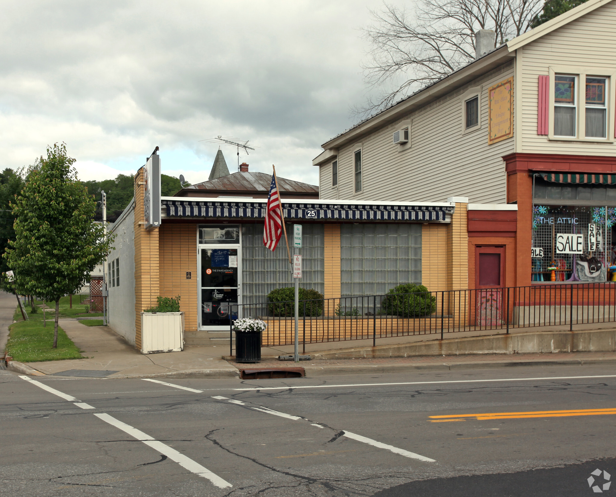 25 Buffalo St, Gowanda, NY for sale Primary Photo- Image 1 of 1