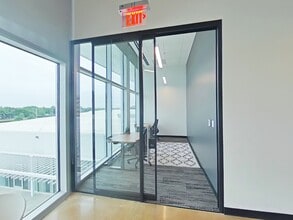 7701 Lemmon Ave, Dallas, TX for lease Interior Photo- Image 1 of 3