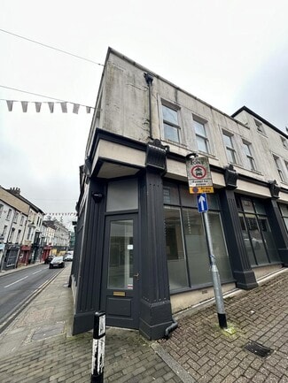 Plus de détails pour Commercial St, Pontypool - Commerce de détail à vendre