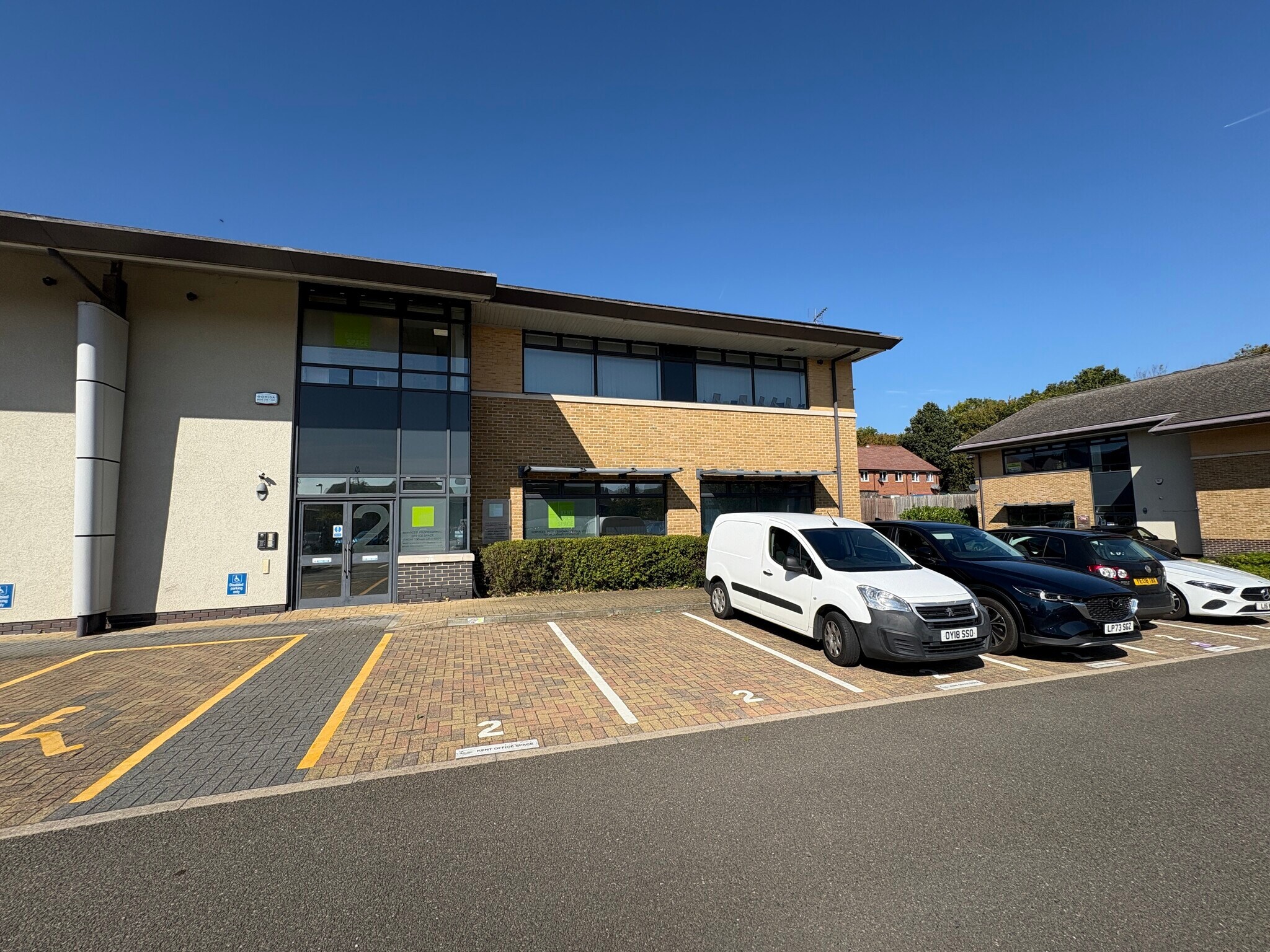 Conqueror Ct, Sittingbourne à louer Photo du bâtiment- Image 1 de 6