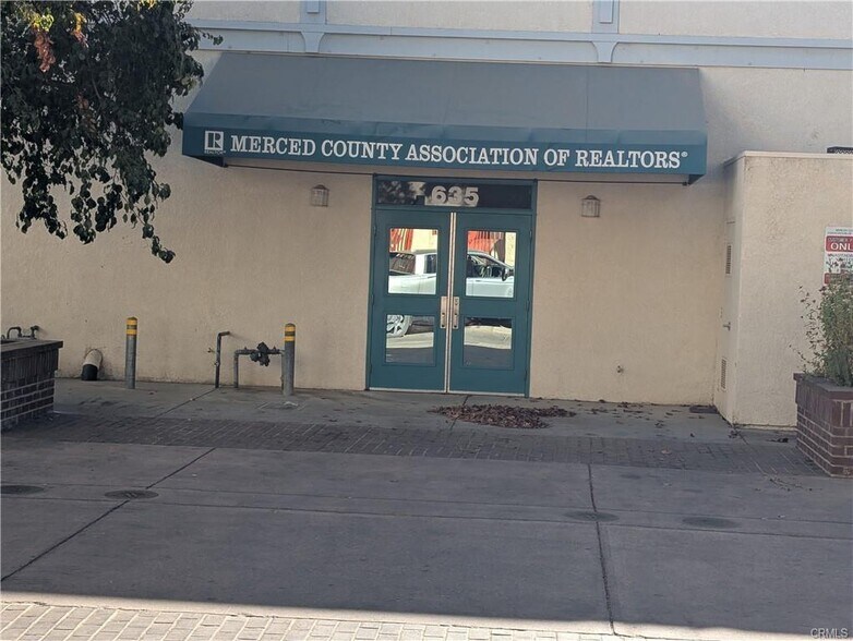 635 W Main St, Merced, CA à vendre - Photo du bâtiment - Image 3 de 13