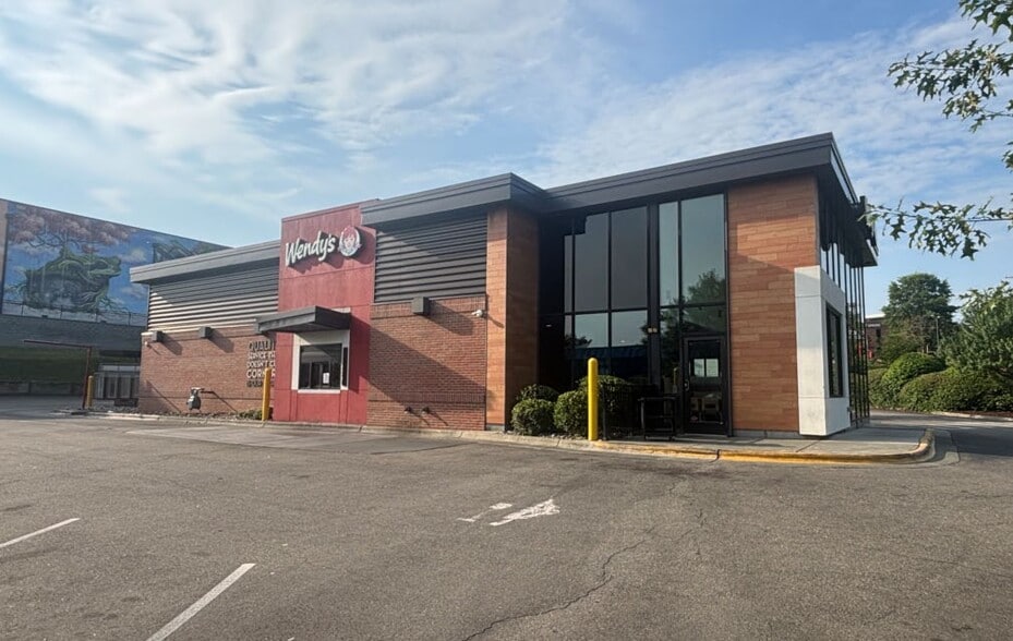 3107 Shannon Rd, Durham, NC for lease - Primary Photo - Image 1 of 1