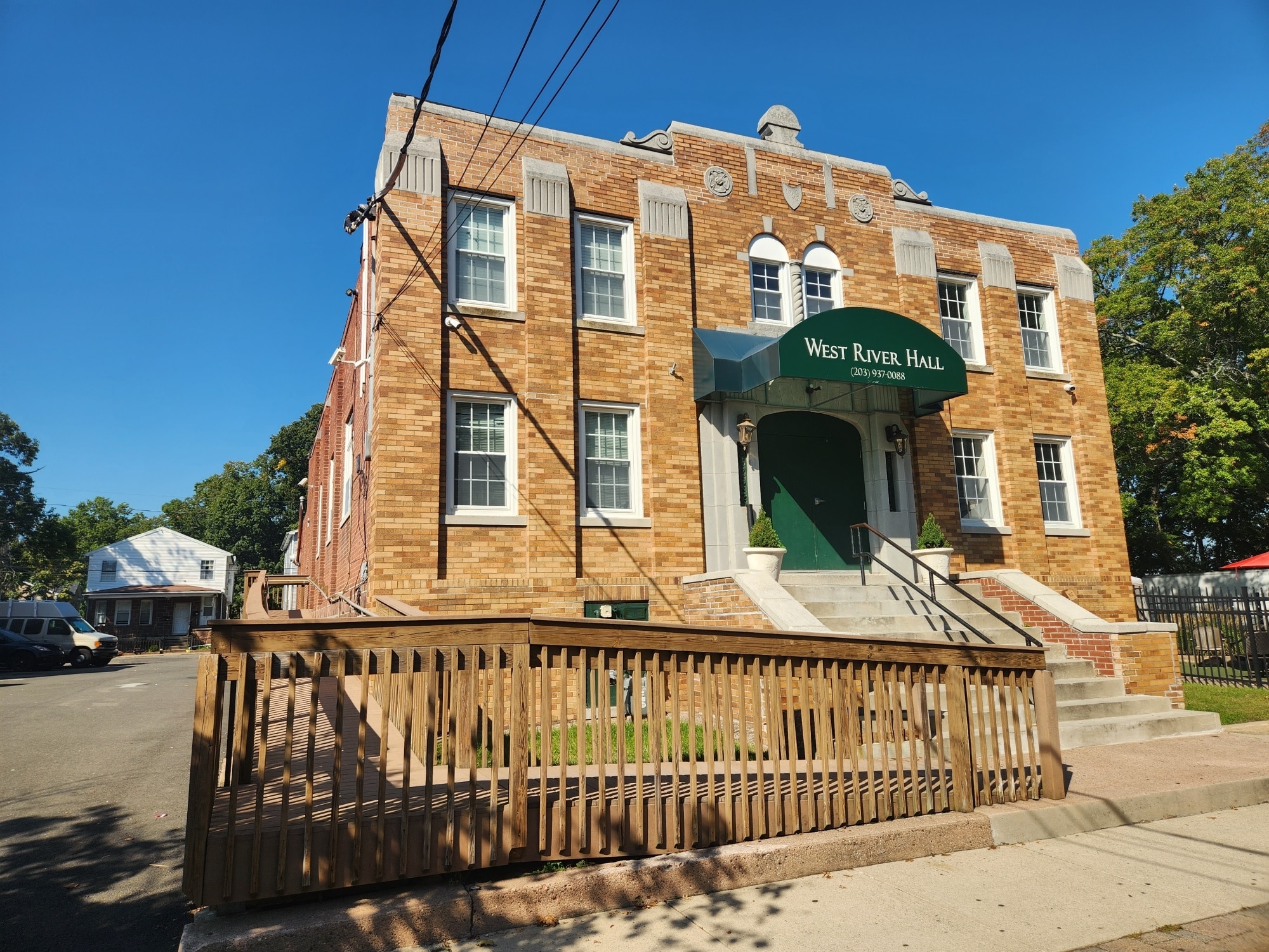 37 Orlando St, West Haven, CT for sale Primary Photo- Image 1 of 34