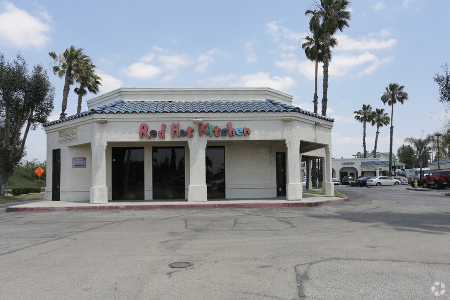 24940-24960 Redlands Blvd, Loma Linda, CA à louer - Photo du bâtiment - Image 2 de 3