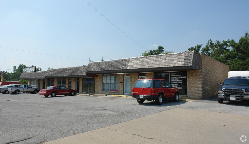 502-512 S Sheridan Rd, Tulsa, OK for lease - Primary Photo - Image 1 of 9