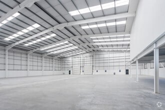 Nissan Way, Bishops Cleeve à vendre Photo intérieure- Image 2 de 9