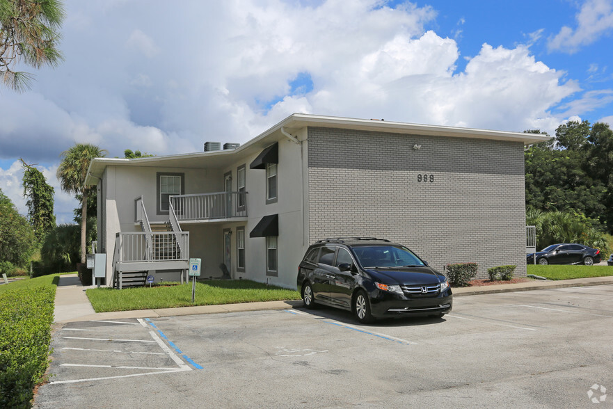 989 W Kennedy Blvd, Orlando, FL for sale - Building Photo - Image 1 of 1