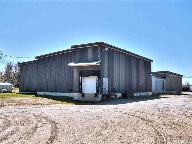 267 Rue Marie-Claude, Plaisance, QC for lease - Building Photo - Image 2 of 16