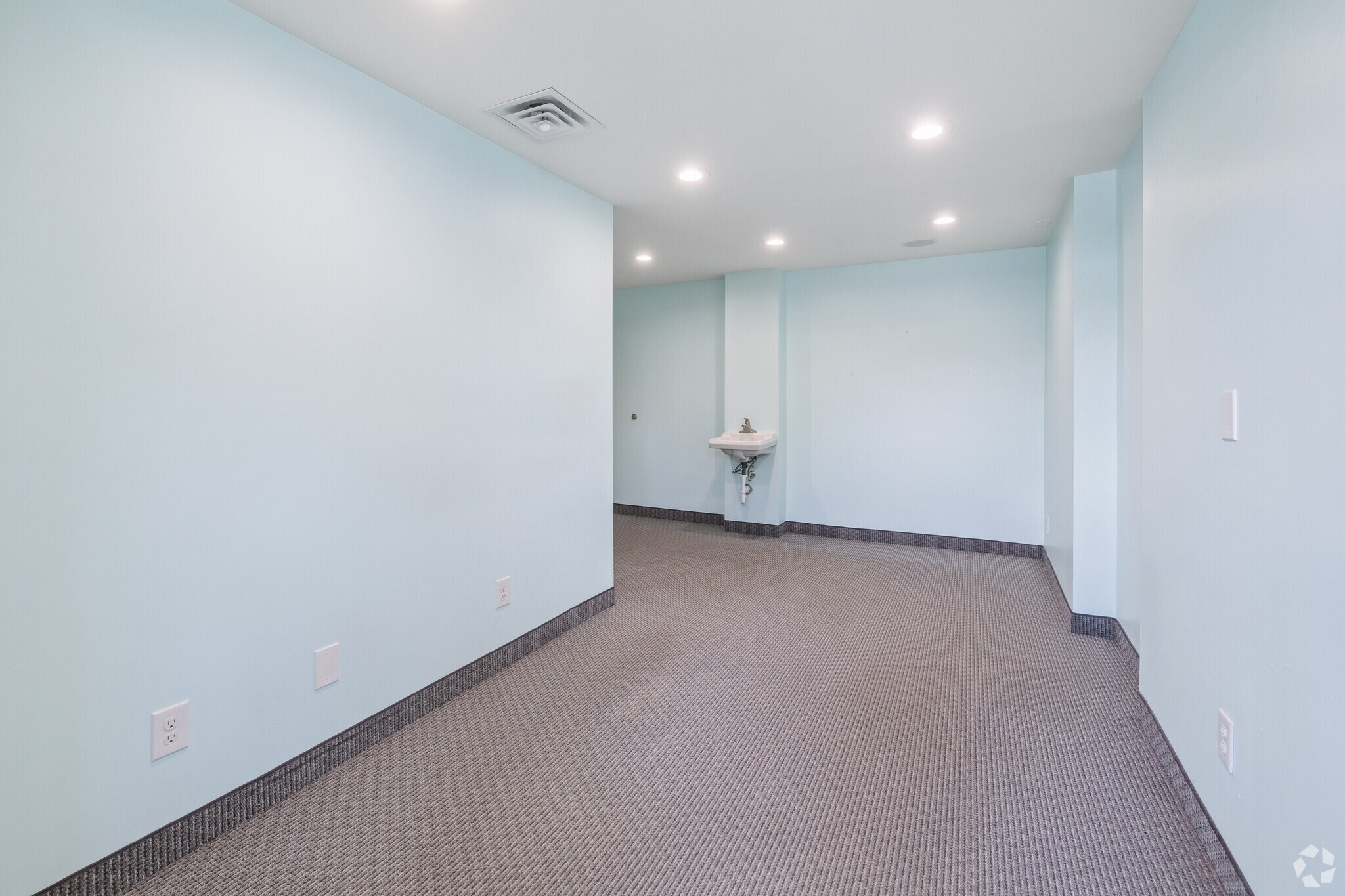 3801 W 50th St, Minneapolis, MN for lease Interior Photo- Image 1 of 5