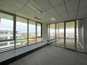 2 Rue René Caudron, Voisins-le-Bretonneux à louer Photo intérieure- Image 1 de 5