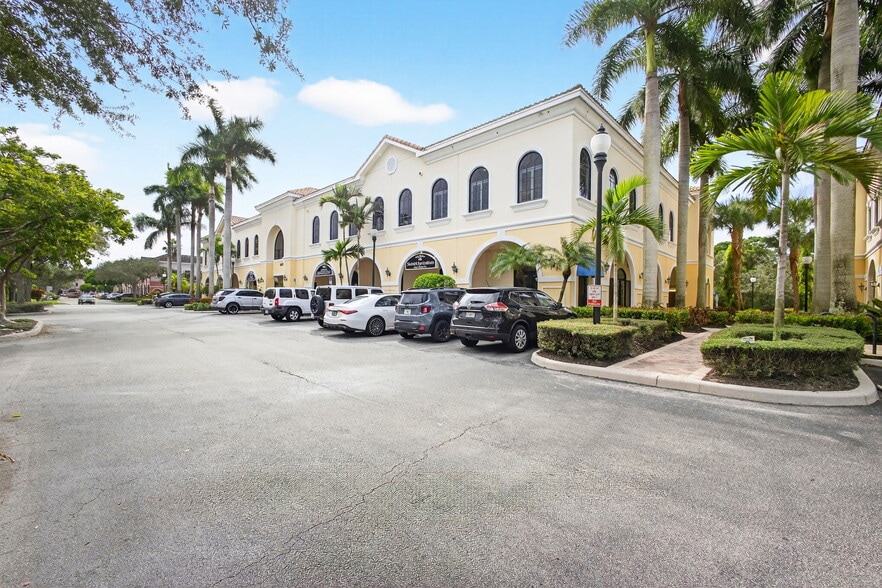 641 University Blvd, Jupiter, FL for sale - Building Photo - Image 1 of 12