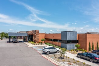 Plus de détails pour 200 N Bryant Ave, Edmond, OK - Bureau à louer