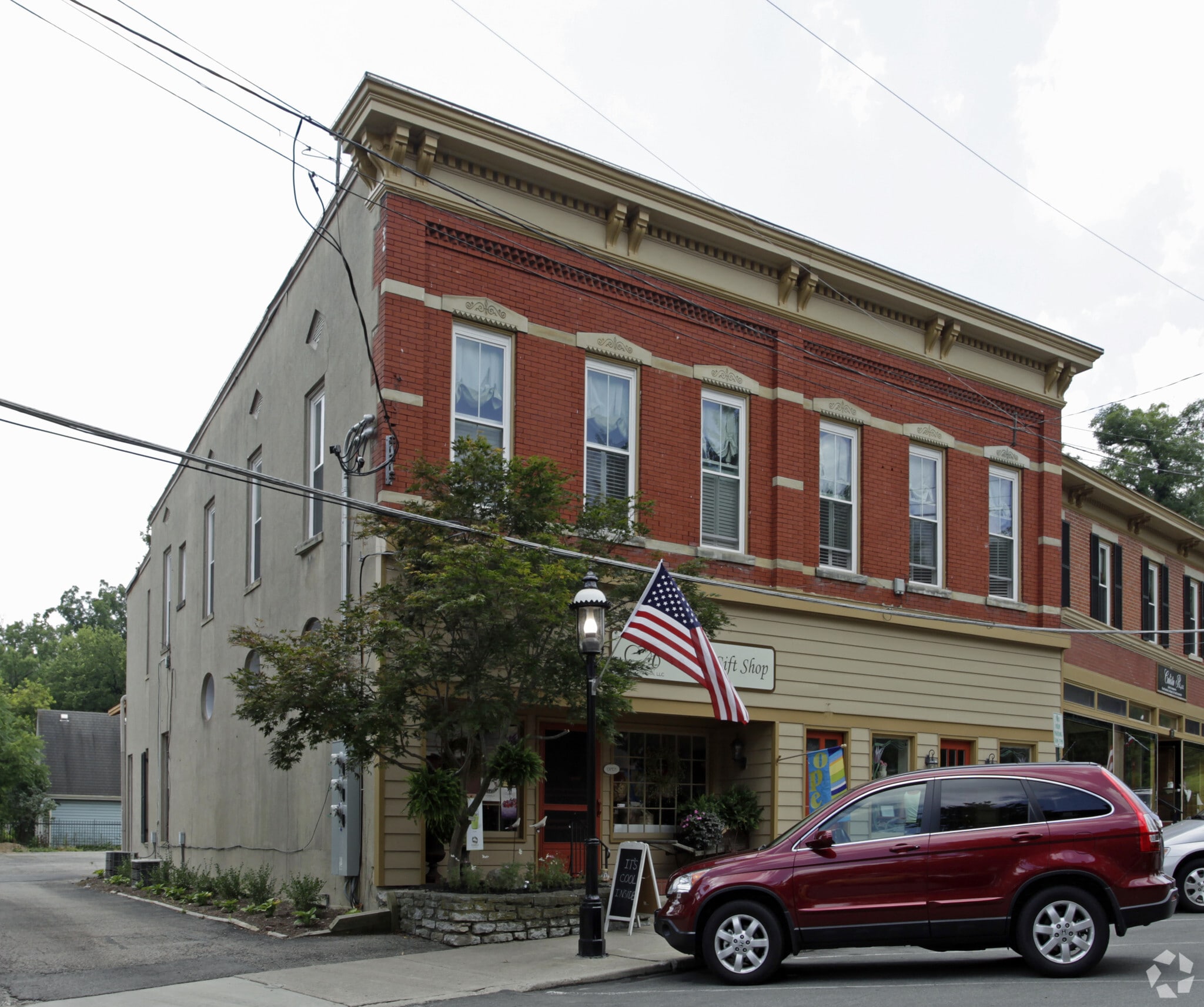 8-10 Village Sq, Glendale, OH à vendre Photo principale- Image 1 de 5