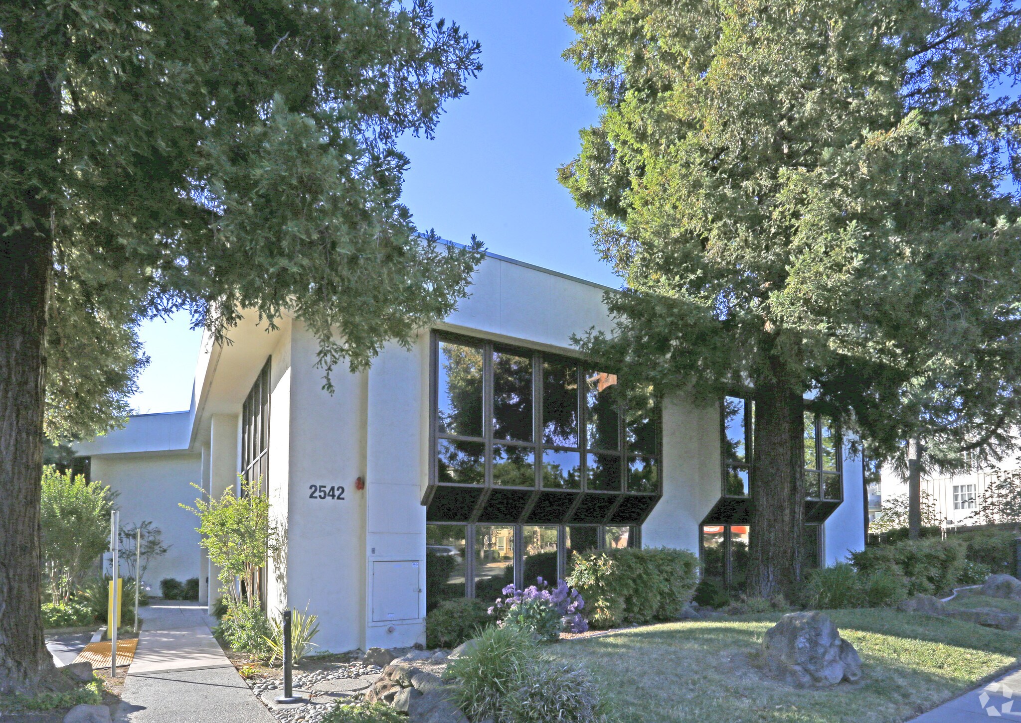 2542 S Bascom Ave, Campbell, CA for lease Building Photo- Image 1 of 6